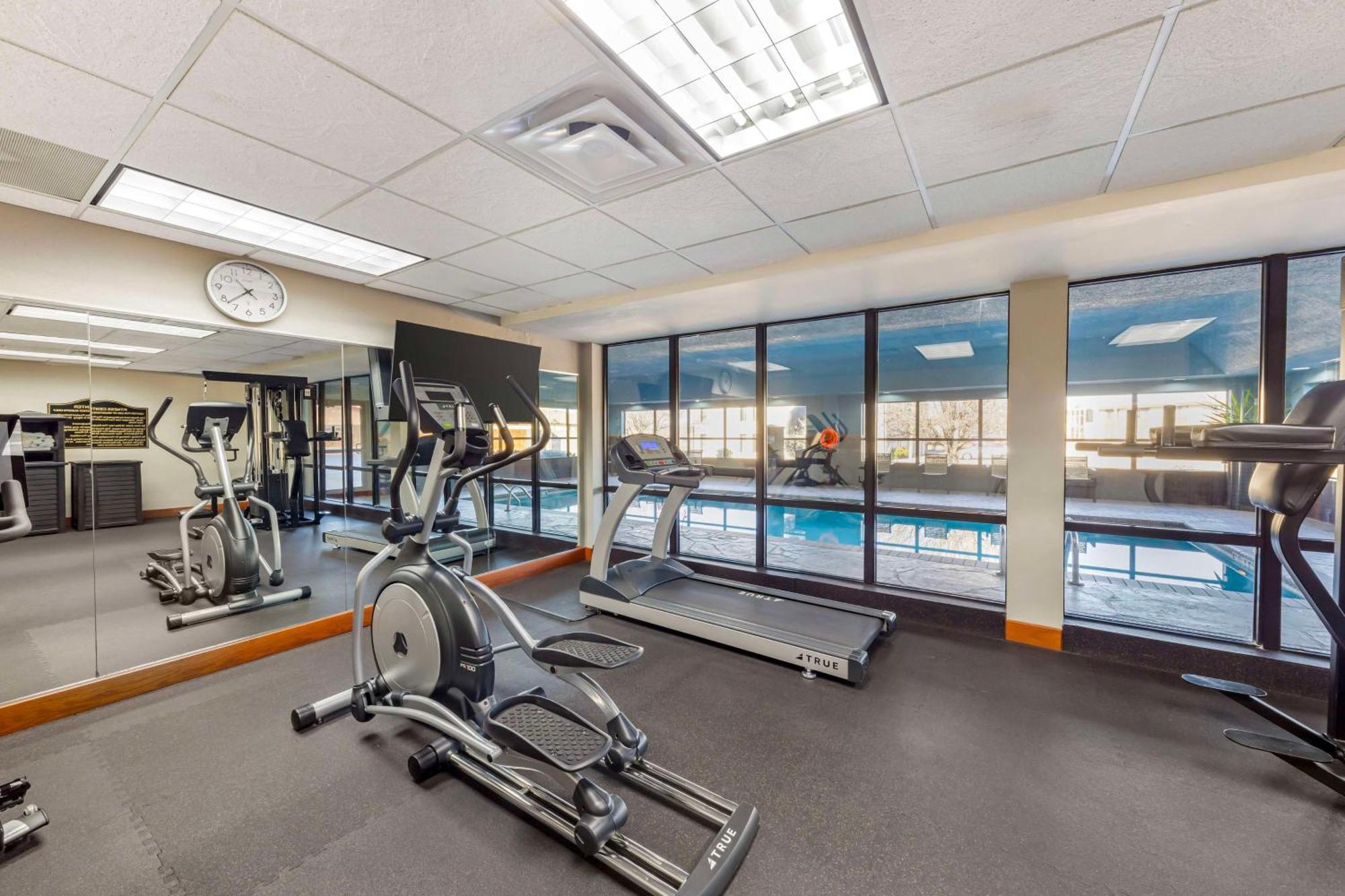 Best Western Plus Midwest City Inn & Suites Экстерьер фото