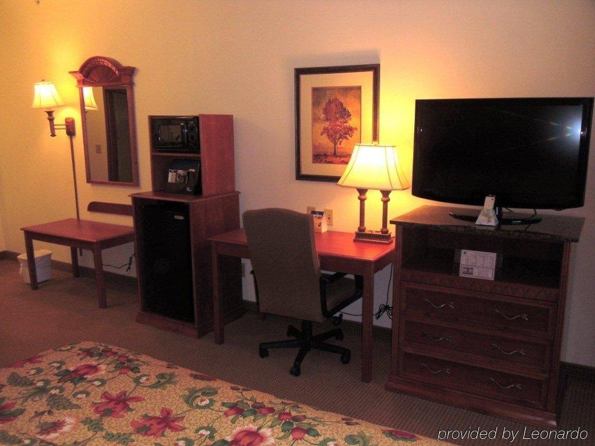 Best Western Plus Midwest City Inn & Suites Номер фото